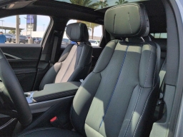 Cadillac LYRIQ 4dr Sport w/1SF 2025