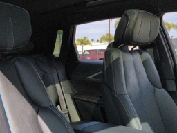 Cadillac LYRIQ 4dr Sport w/1SF 2025