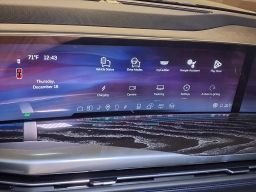 Cadillac Escalade IQL Luxury AWD 4dr 2026