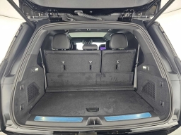 Cadillac Escalade IQL Luxury AWD 4dr 2026