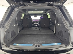 Cadillac Escalade IQL Luxury AWD 4dr 2026