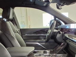 Cadillac Escalade IQL Luxury AWD 4dr 2026