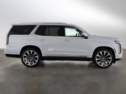 Cadillac Escalade 4WD Luxury 4dr 2026