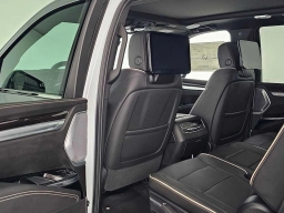 Cadillac Escalade 4WD Luxury 4dr 2026