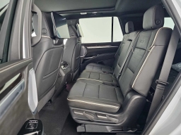 Cadillac Escalade 4WD Luxury 4dr 2026