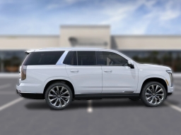 Cadillac Escalade 4WD Luxury 4dr 2026