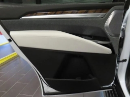 Cadillac Escalade 4WD Platinum Sport 4dr 2026