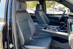 Cadillac Escalade ESV 4WD Luxury 4dr 2026