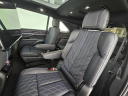 Cadillac Escalade IQ Luxury AWD 4dr 2026