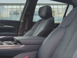 Cadillac Escalade IQ Luxury 2 AWD 4dr 2025