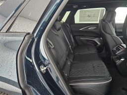 Cadillac LYRIQ LYRIQ-V Premium 4dr 2026