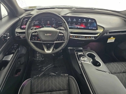 Cadillac LYRIQ LYRIQ-V Premium 4dr 2026