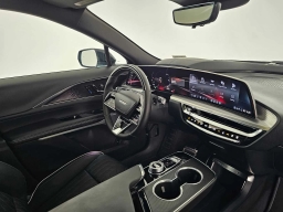 Cadillac LYRIQ LYRIQ-V Premium 4dr 2026