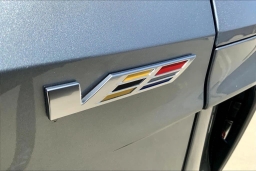 Cadillac LYRIQ LYRIQ-V Premium 4dr 2026