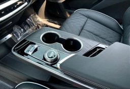 Cadillac LYRIQ LYRIQ-V Premium 4dr 2026