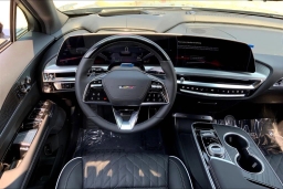 Cadillac LYRIQ LYRIQ-V Premium 4dr 2026