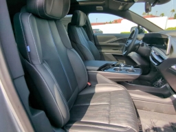 Cadillac LYRIQ 4dr LYRIQ-V 2026