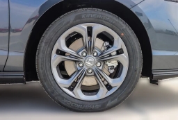 Honda Accord Hybrid EX-L Sedan 2026