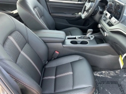 Nissan Altima SR FWD 2026