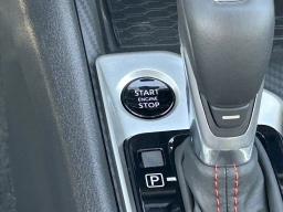 Nissan Altima SR FWD 2026