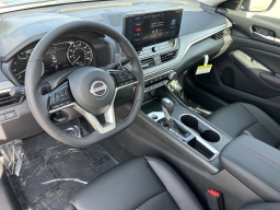 Nissan Altima SR FWD 2026