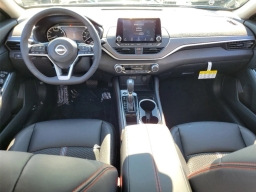 Nissan Altima SR FWD 2026