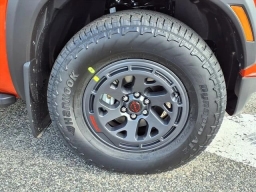 Nissan Frontier PRO-X Crew Cab 4x2 2026