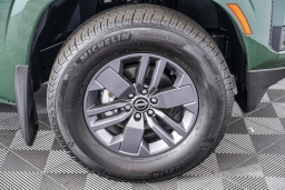 Nissan Frontier SV Crew Cab 4x2 2025