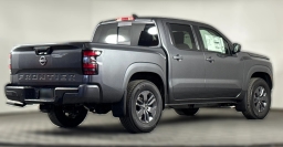 Nissan Frontier SV Crew Cab 4x2 2026