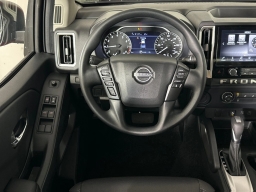 Nissan Frontier SV Crew Cab 4x2 2026