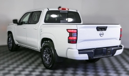 Nissan Frontier SV Crew Cab 4x2 2025