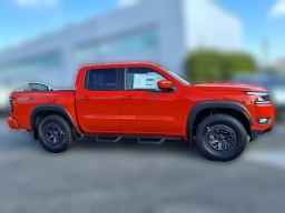 Nissan Frontier PRO-X Crew Cab 4x2 2026