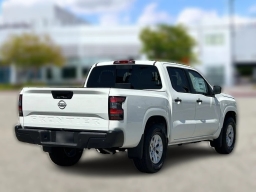 Nissan Frontier S Crew Cab 4x2 2026