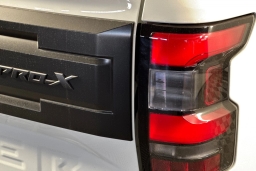 Nissan Frontier PRO-X Crew Cab 4x2 2026