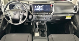 Nissan Frontier SV Crew Cab 4x2 2026