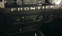 Nissan Frontier SV Crew Cab 4x2 2026