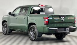 Nissan Frontier SV Crew Cab 4x2 2026