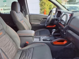 Nissan Frontier PRO-X Crew Cab 4x2 2026