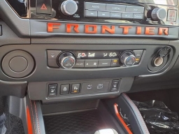 Nissan Frontier PRO-X Crew Cab 4x2 2026