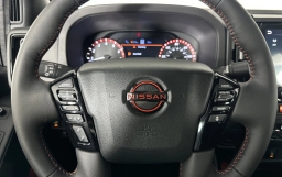 Nissan Frontier PRO-X Crew Cab 4x2 2026