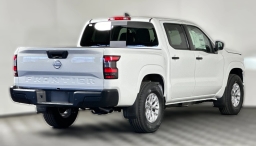 Nissan Frontier S Crew Cab 4x2 2026