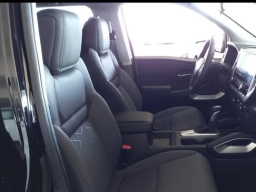 Nissan Frontier SV Crew Cab 4x2 2025