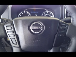 Nissan Frontier SV Crew Cab 4x2 2025