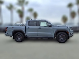 Nissan Frontier PRO-X Crew Cab 4x2 2026