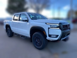 Nissan Frontier PRO-4X Crew Cab 4x4 2026