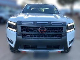 Nissan Frontier PRO-4X Crew Cab 4x4 2026