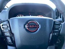 Nissan Frontier PRO-4X Crew Cab 4x4 2026