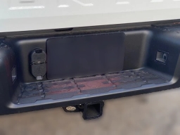 Nissan Frontier PRO-4X Crew Cab 4x4 2026