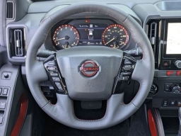 Nissan Frontier PRO-4X Crew Cab 4x4 2026