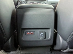 Nissan Frontier PRO-4X Crew Cab 4x4 2026